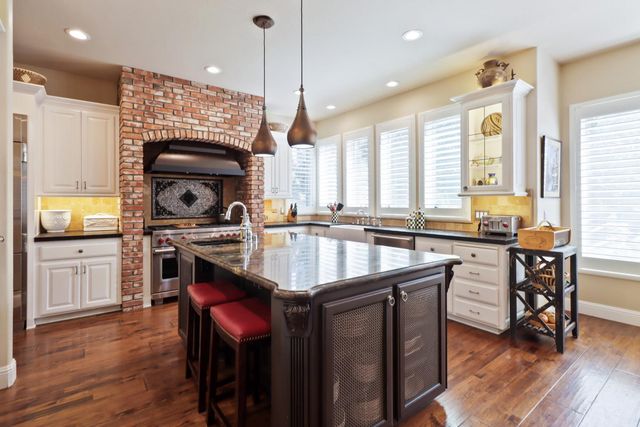 10910 Chambeau Way, Elk Grove, CA 95624