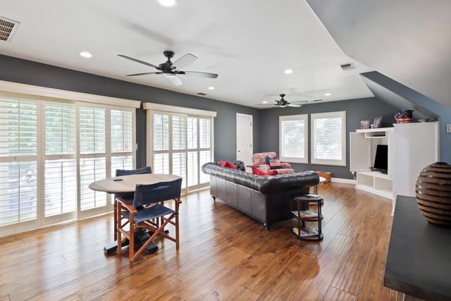 10910 Chambeau Way, Elk Grove, CA 95624