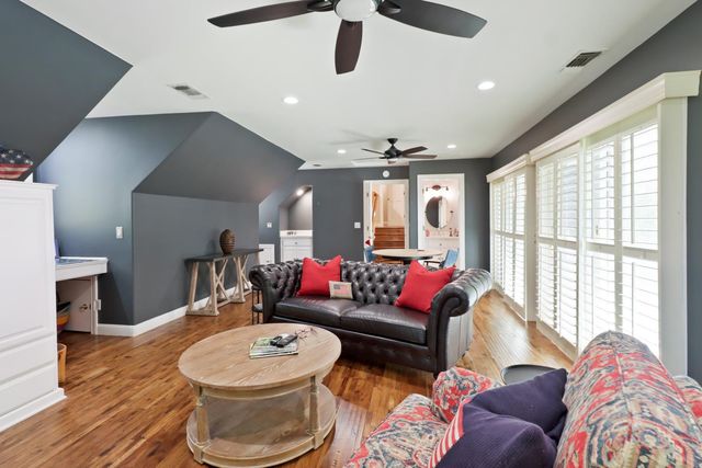 10910 Chambeau Way, Elk Grove, CA 95624