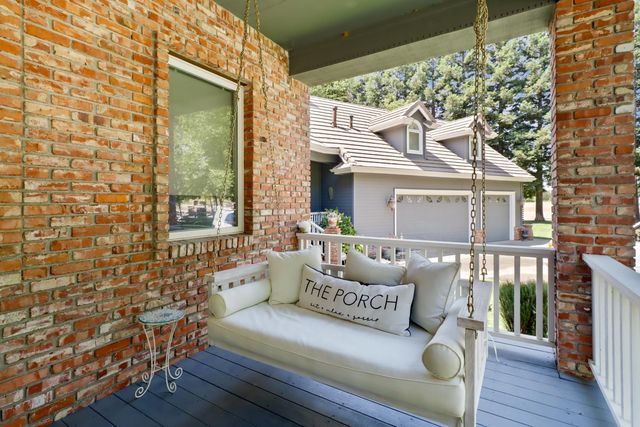 10910 Chambeau Way, Elk Grove, CA 95624