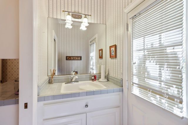 10910 Chambeau Way, Elk Grove, CA 95624
