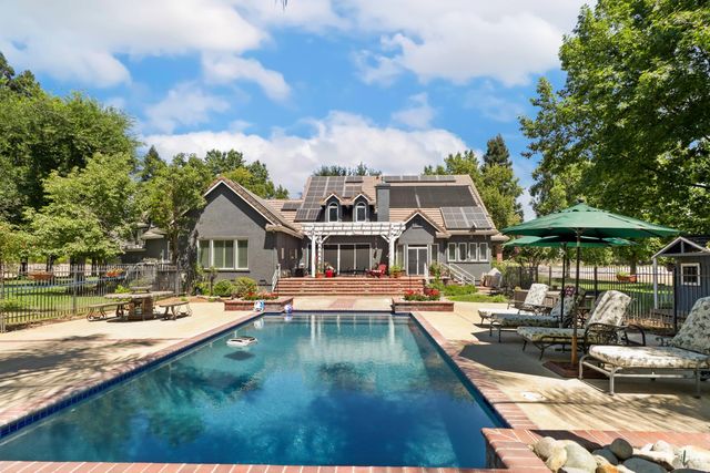 10910 Chambeau Way, Elk Grove, CA 95624