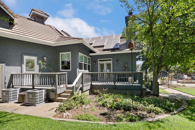 10910 Chambeau Way, Elk Grove, CA 95624