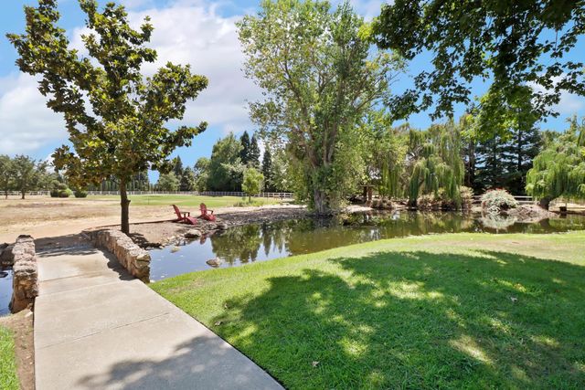 10910 Chambeau Way, Elk Grove, CA 95624