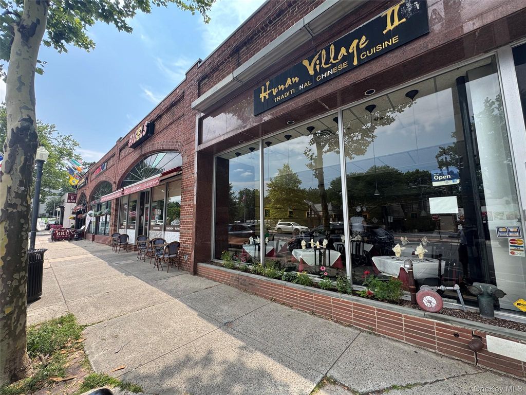 222 E Hartsdale Avenue, Hartsdale, NY 10530 — exterior