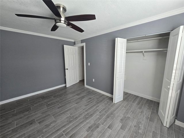 11655 3RD STREET E 8, Treasure Island, FL 33706