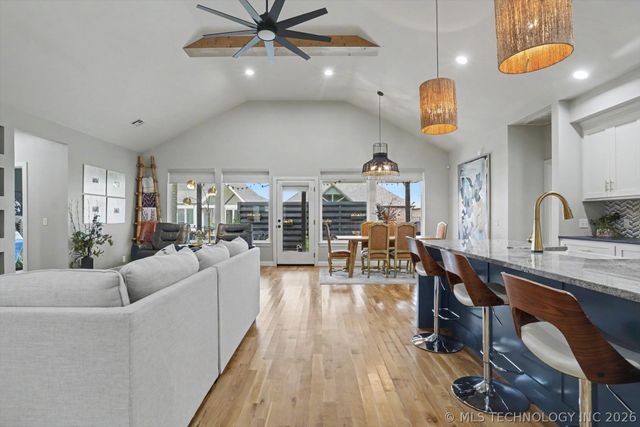 3051 N Dogwood Drive, Catoosa, OK 74015