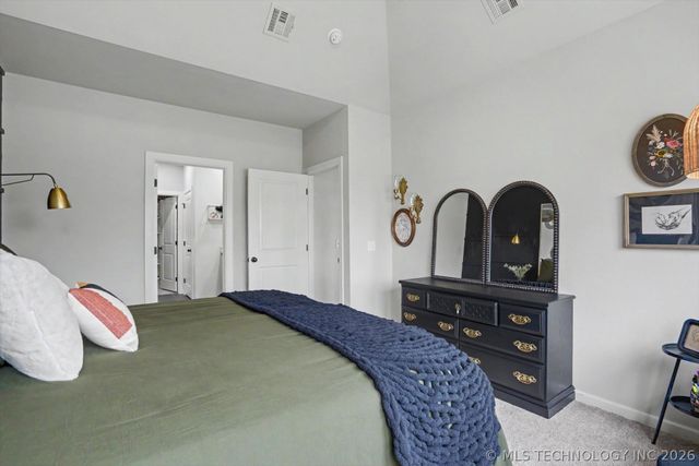 3051 N Dogwood Drive, Catoosa, OK 74015