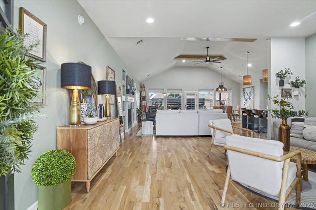 3051 N Dogwood Drive, Catoosa, OK 74015