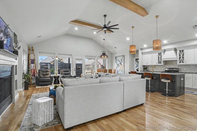 3051 N Dogwood Drive, Catoosa, OK 74015