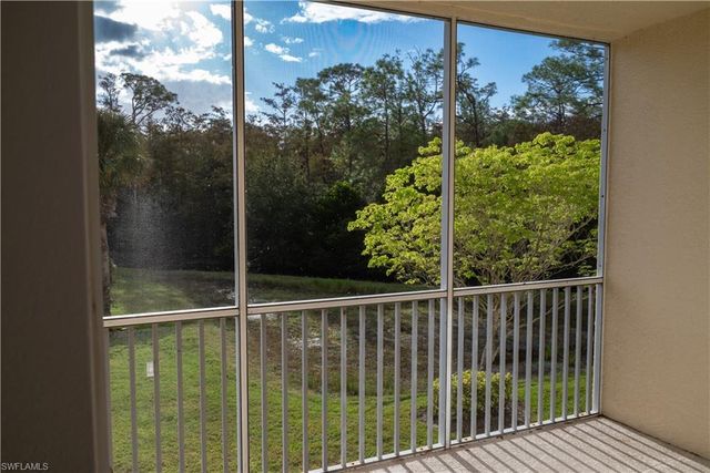 3235 Cypress Glen WAY # 309, Naples, FL 34109