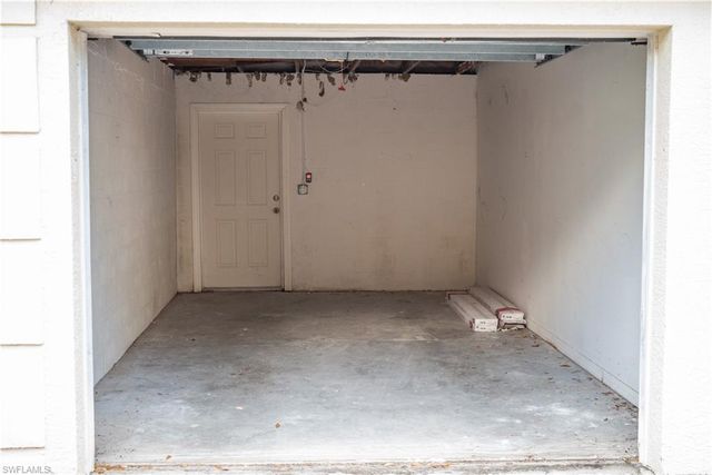 3235 Cypress Glen WAY # 309, Naples, FL 34109