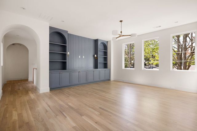 652 Harter Road, Dallas, TX 75218