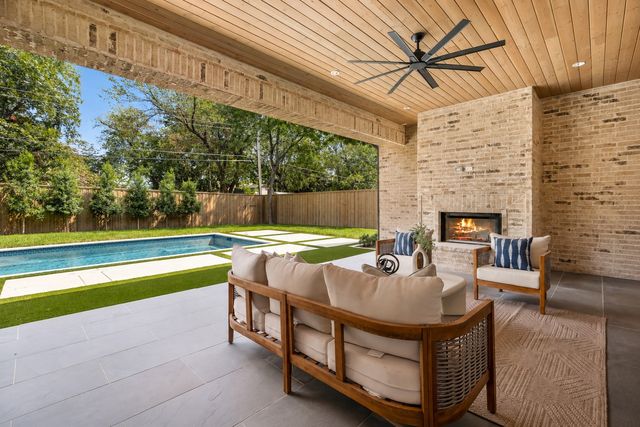 652 Harter Road, Dallas, TX 75218