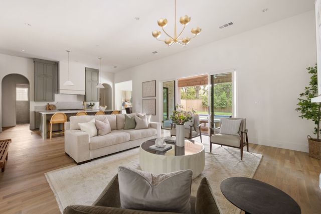652 Harter Road, Dallas, TX 75218