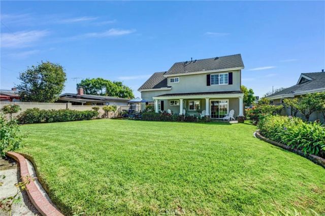 11941 Paseo Bonita, Los Alamitos, CA 90720