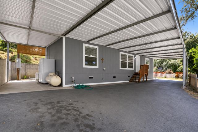 4328 Godley Rd, Lincoln, CA 95648