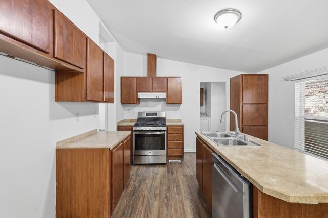 4328 Godley Rd, Lincoln, CA 95648