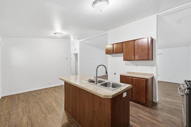 4328 Godley Rd, Lincoln, CA 95648