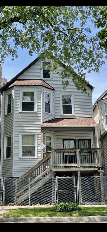 8136 S Exchange Avenue 2, Chicago, IL 60617