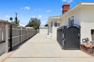 915 N Santa Anita B, Arcadia, CA 91006