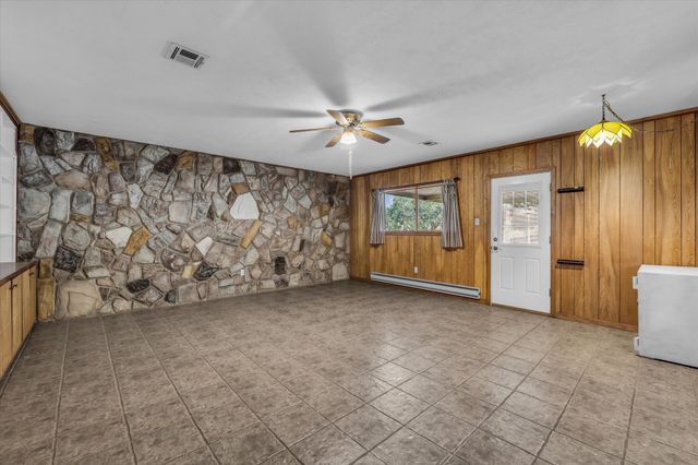 4325 Shady Glen Drive, Waco, TX 76708