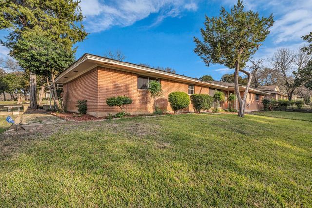 4325 Shady Glen Drive, Waco, TX 76708