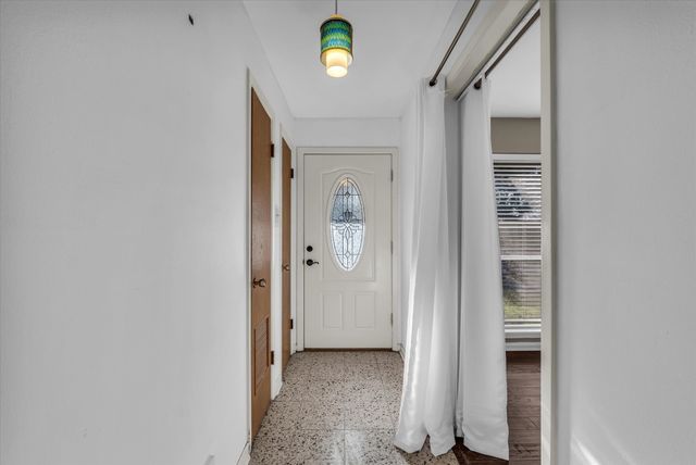 4325 Shady Glen Drive, Waco, TX 76708