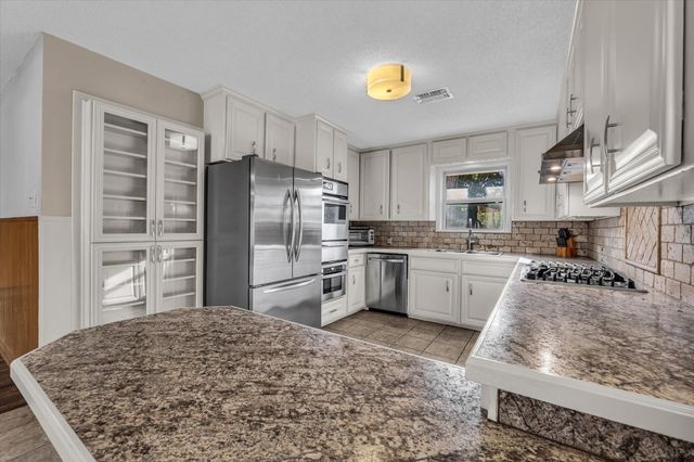 4325 Shady Glen Drive, Waco, TX 76708