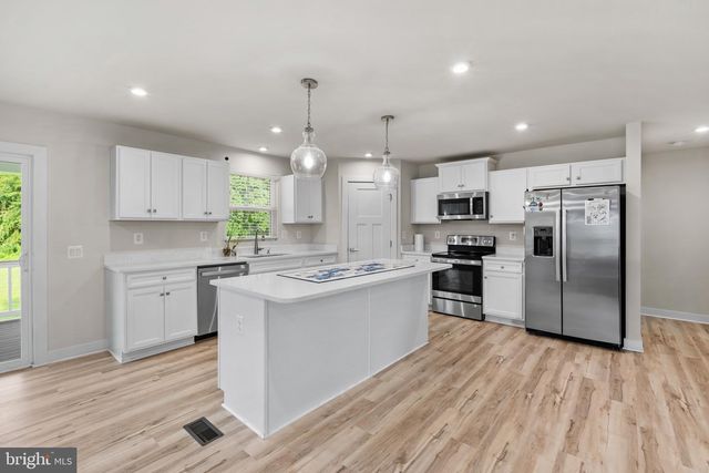 11323 SHAMROCK LN, King George, VA 22485