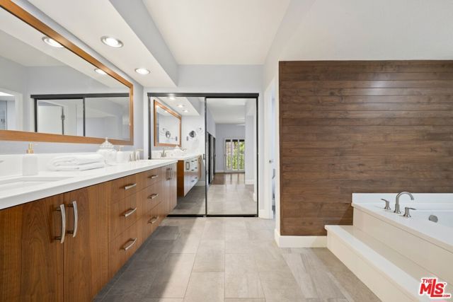 4415 Alla Road 2, Marina Del Rey, CA 90292