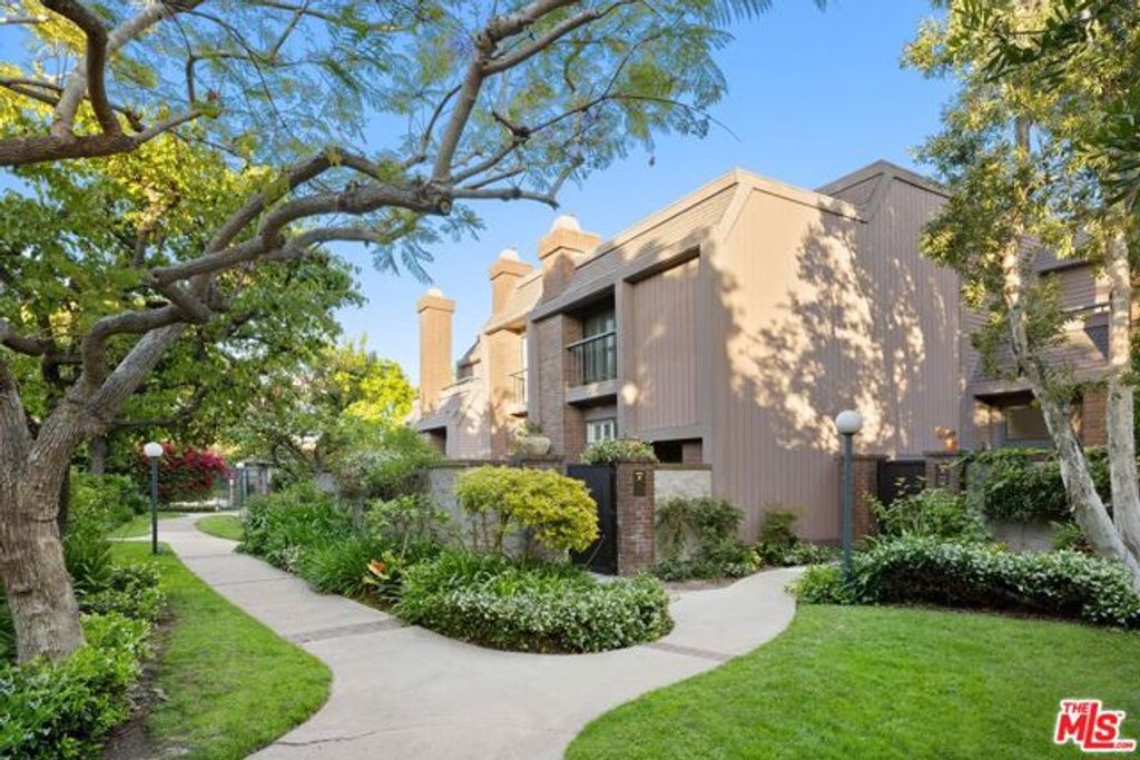 4415 Alla Road 2, Marina Del Rey, CA 90292