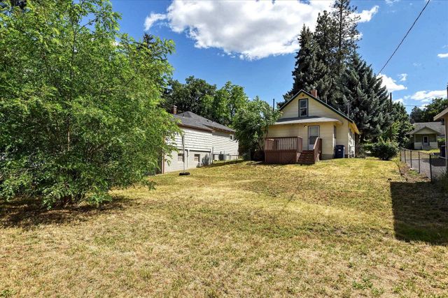 2809 E 18th Ave, Spokane, WA 99223