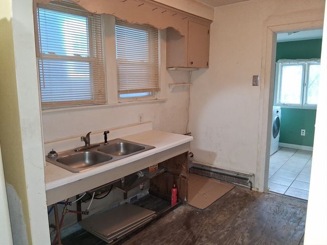 17 Langley Street, Fall River, MA 02720