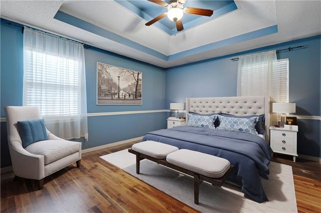 2400 NE Dale Hunter Drive, Lee's Summit, MO 64086