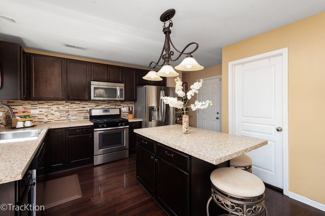 1152 Midnight Place, Yorkville, IL 60560