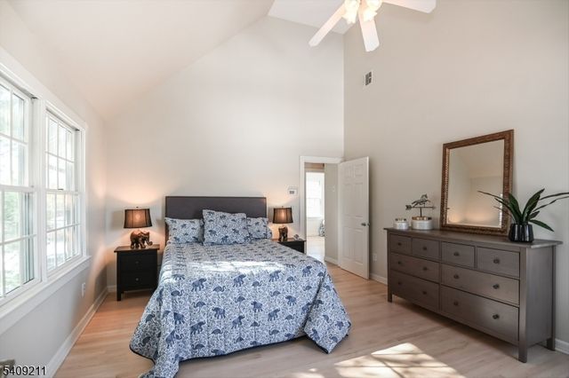 89 Glen Ave, Glen Rock Boro, NJ 07452