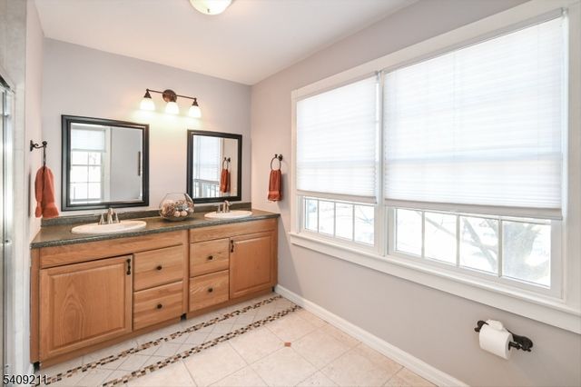 89 Glen Ave, Glen Rock Boro, NJ 07452