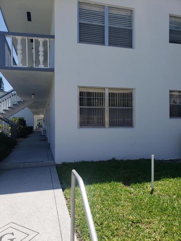 157 Andover G, West Palm Beach, FL 33417