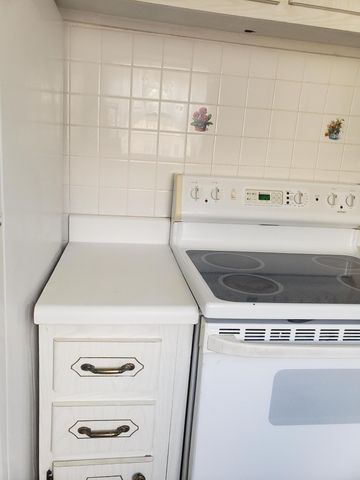 157 Andover G, West Palm Beach, FL 33417