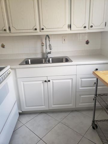 157 Andover G, West Palm Beach, FL 33417