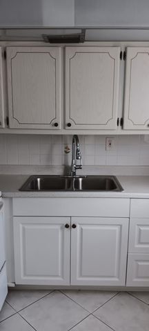 157 Andover G, West Palm Beach, FL 33417