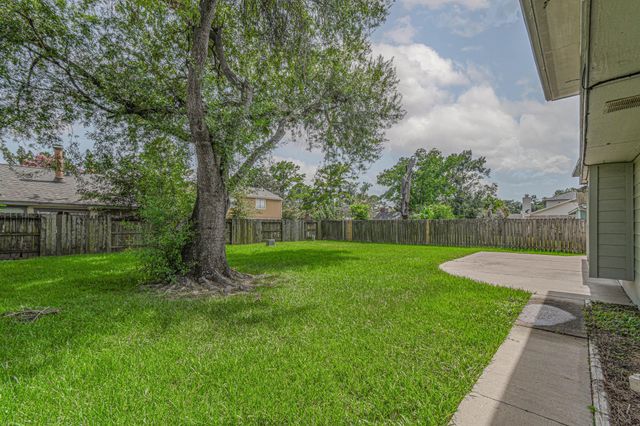 15419 Swan Creek Drive, Houston, TX 77095