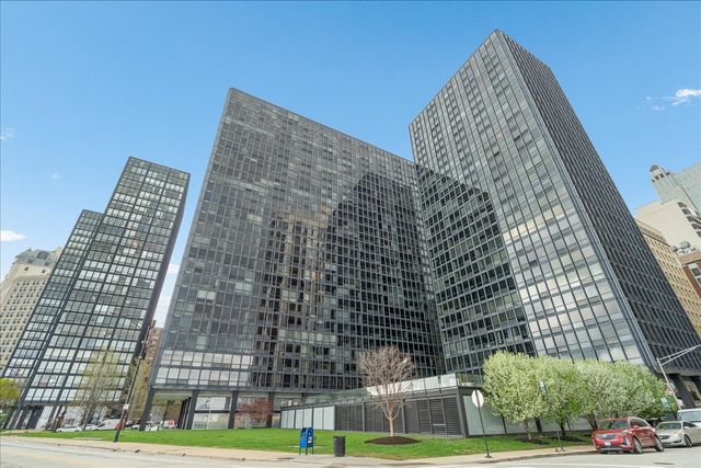 910 N Lake Shore Drive 2820, Chicago, IL 60611