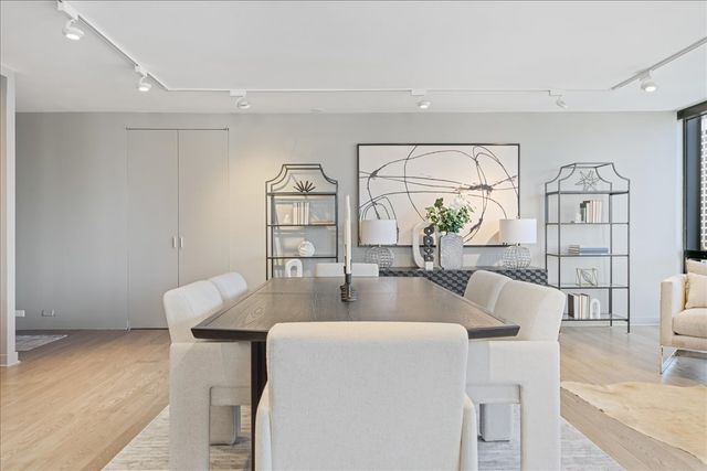 910 N Lake Shore Drive 2820, Chicago, IL 60611
