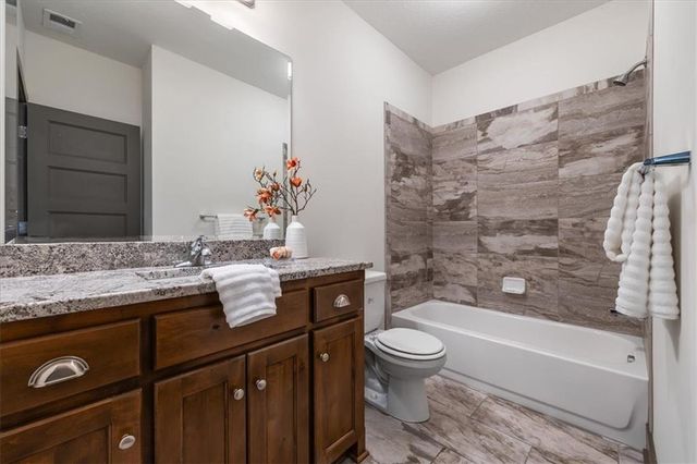 14835 Meadow Lane, Leawood, KS 66224