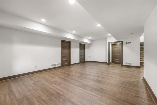 14835 Meadow Lane, Leawood, KS 66224