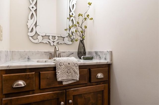 14835 Meadow Lane, Leawood, KS 66224