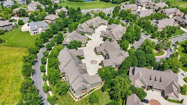 14835 Meadow Lane, Leawood, KS 66224