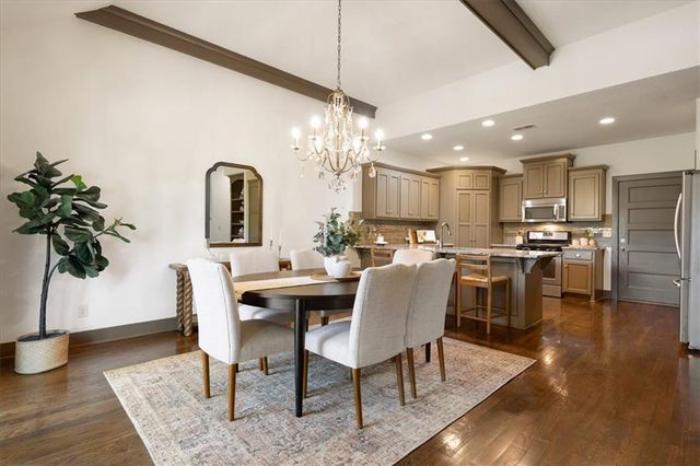 14835 Meadow Lane, Leawood, KS 66224